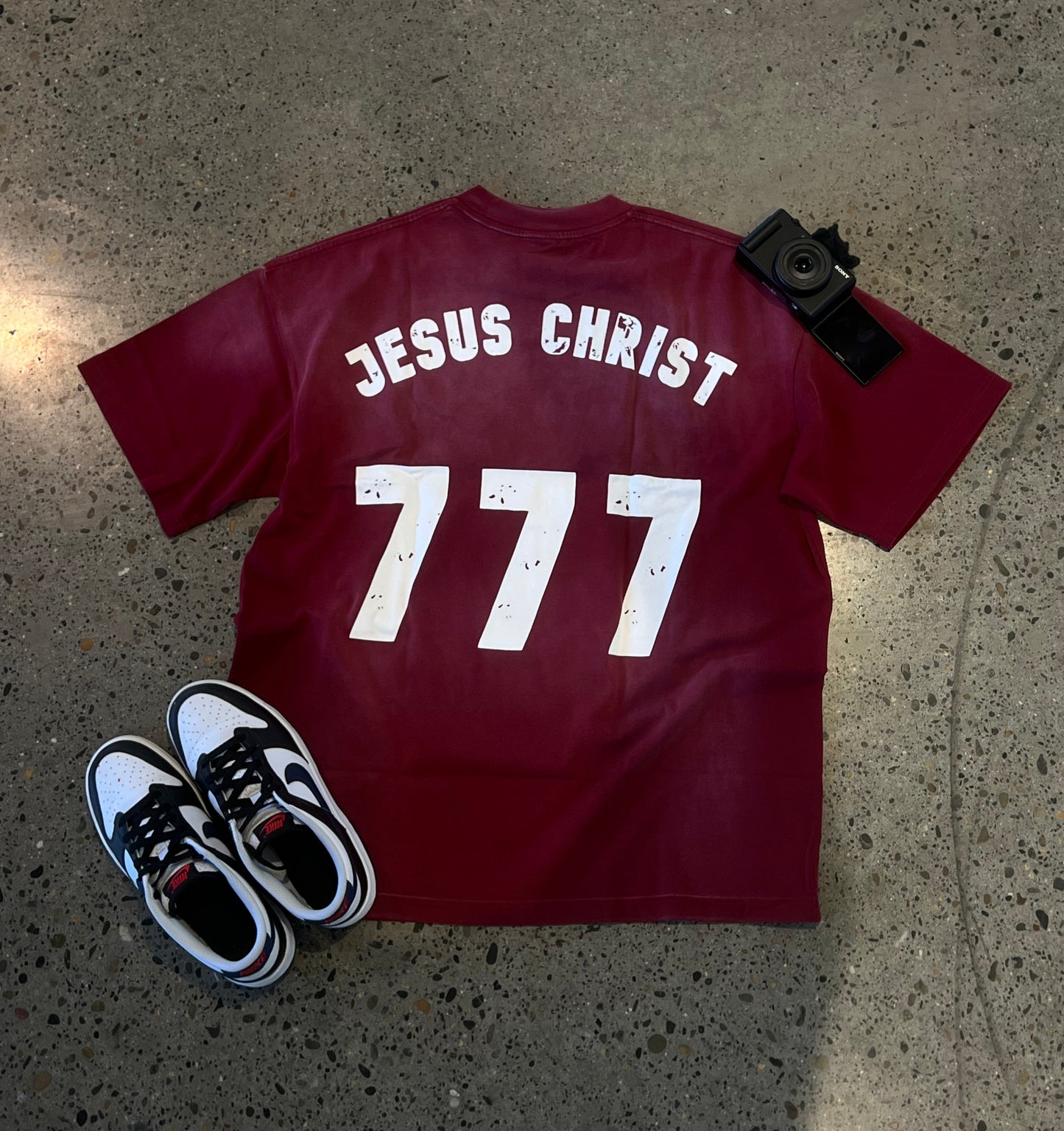 TRINITY | “777” T-SHIRT | DARK RED