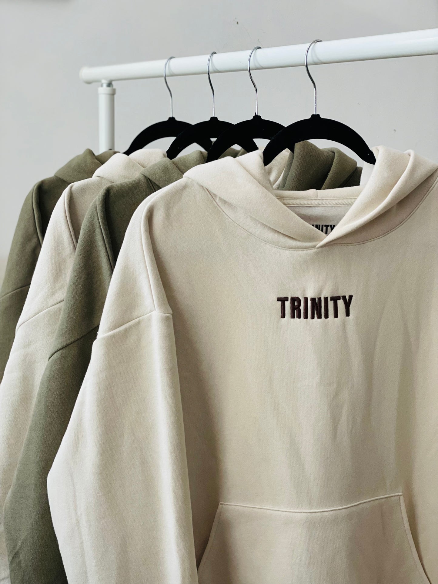 EMBROIDERY HOODIE | LIGHT BEIGE